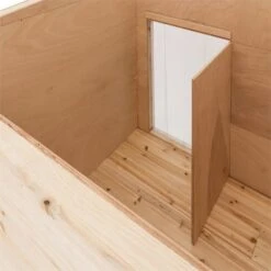 Schloss Wuff Hundehütte Größe XL 110x160x100cm Isoliert Windfang Holz -Gartenmöbel 10030670 yy 0005 detail oneConcept Schloss Wuff Hundehuette 110x160x100 cm