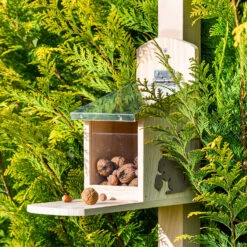 Futterhaus Für Eichhörnchen Metalldach Kiefernholz Unbehandelt -Gartenmöbel 10038023 yy 0006 logo